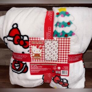 🎄 Cute 🥰 Xmas Collection Hello Kitty Plush Blanket Twin Size 60” x 90”- NEW